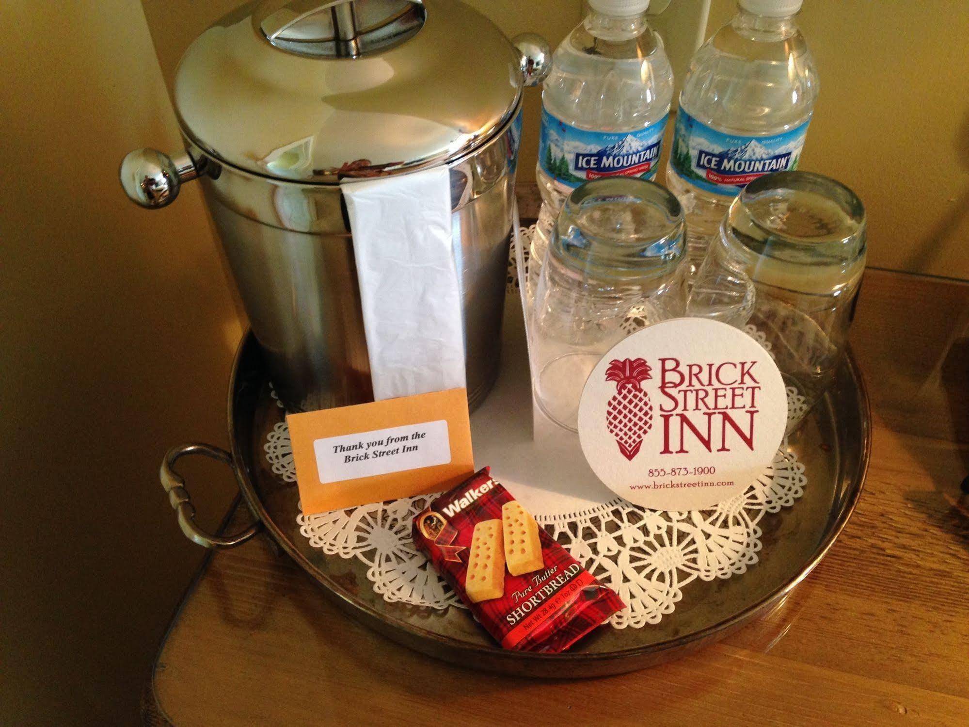 Brick Street Inn Zionsville Ngoại thất bức ảnh