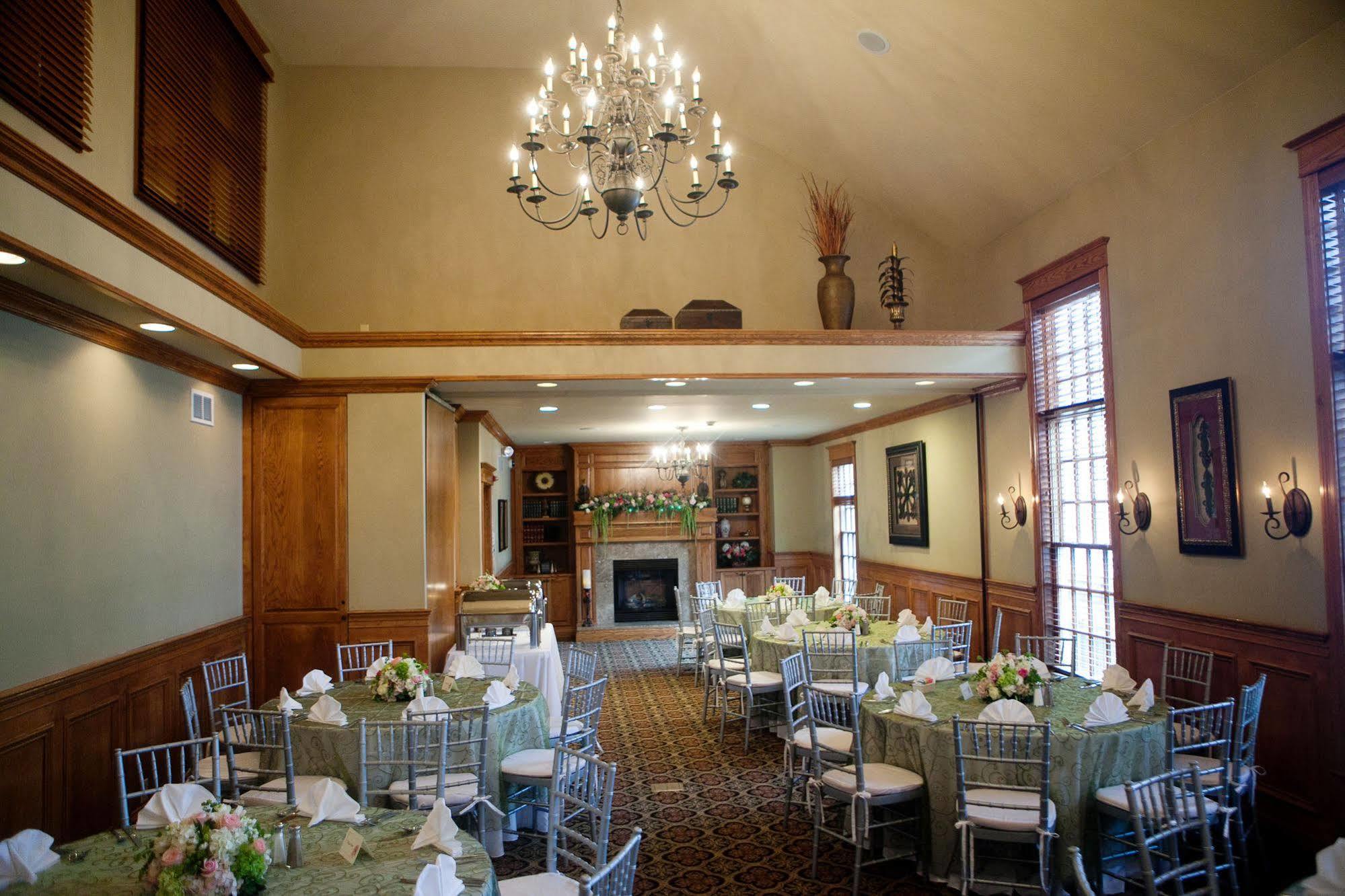Brick Street Inn Zionsville Ngoại thất bức ảnh
