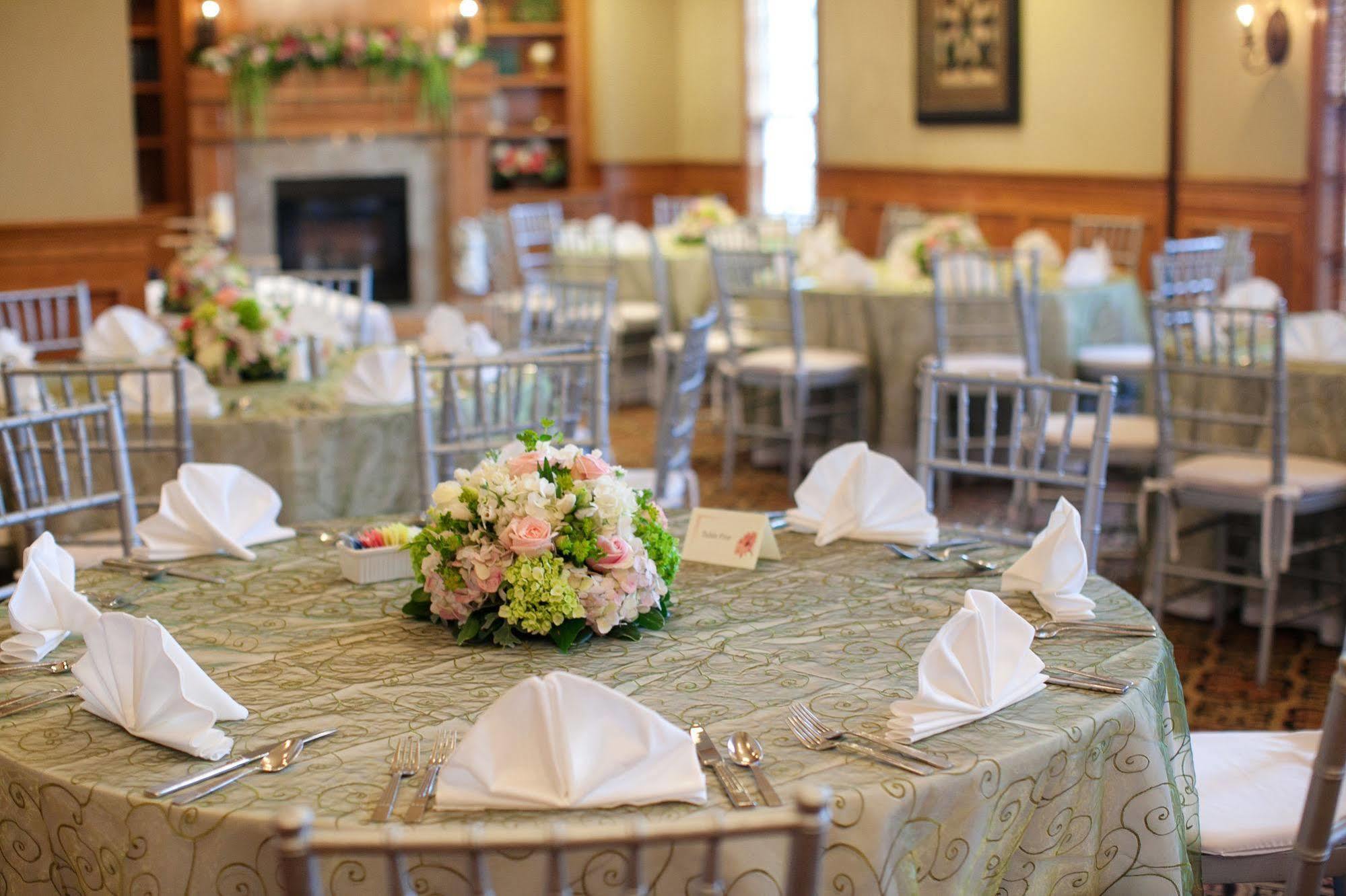 Brick Street Inn Zionsville Ngoại thất bức ảnh